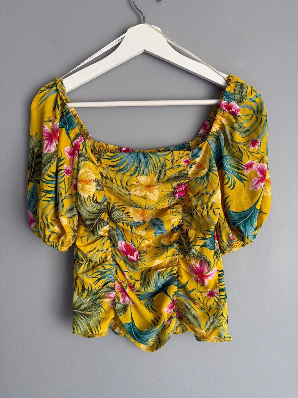 Rose + Olive Women's XS NWT Mustard Tropical Floral Top Coastal Boho Resort